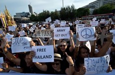 Thaïlande : manifestations contre le coup d'Etat 